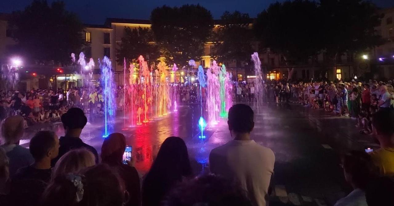 Les Arenes Lägenhet Béziers Exteriör bild
